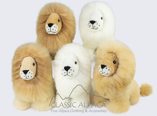 Alpaca Fur - Cushing Lion Ornament 13"