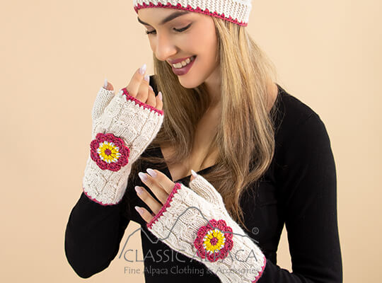 Flower Cable Alpaca Fingerless Gloves