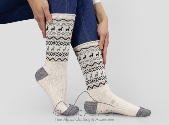 Premium Alpaca Print Crew Socks