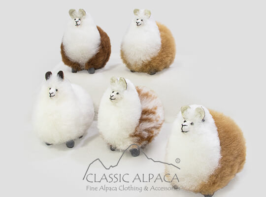 Baby Alpaca Fur-Standing Alpaca 5 inches