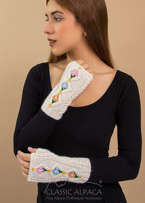 Florencia Lace Alpaca Fingerless Gloves | Classic Alpaca Peru